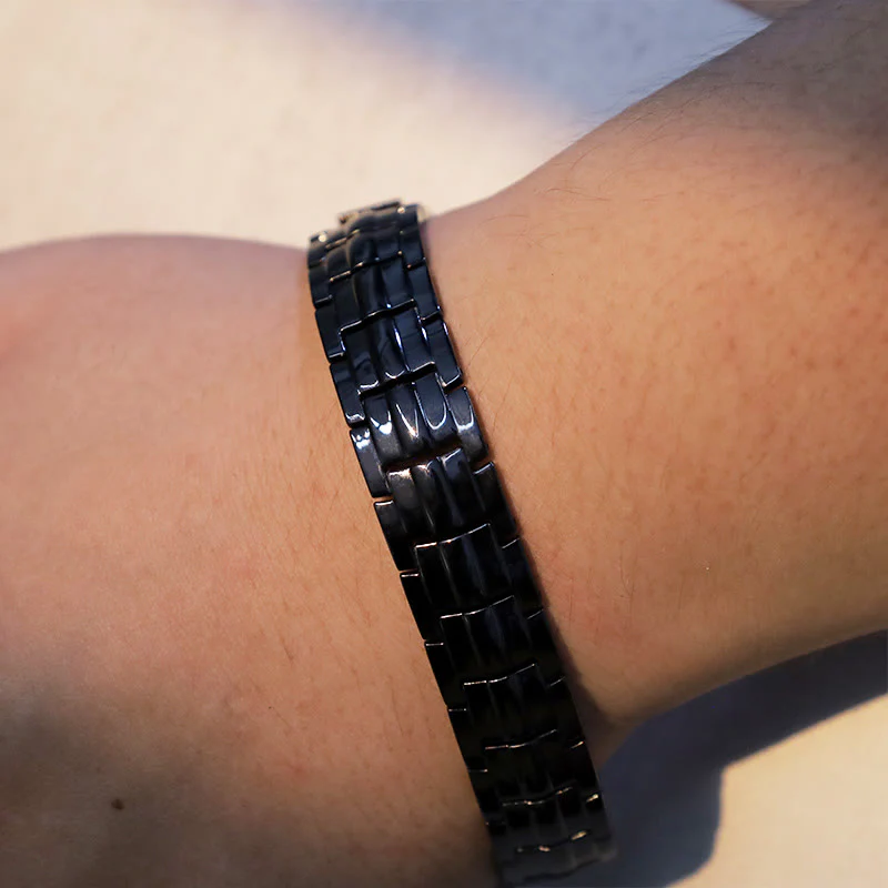 Vintage Magnetic Copper Cuff Bracelet for Spiritual Healing - Image 5