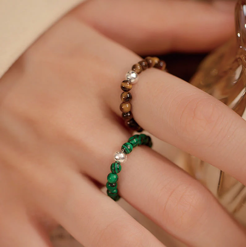 White Jade Black Onyx Crystal Bead Elastic Ring - Image 9