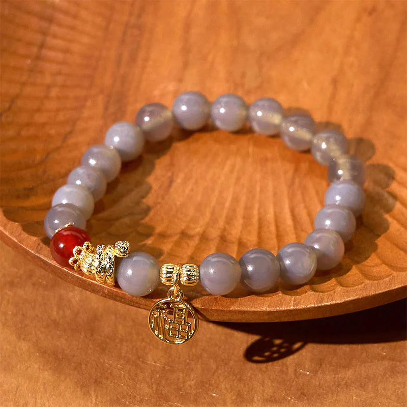 Year of the Snake Gray Agate Fu Bracelet for Positivity - Image 3