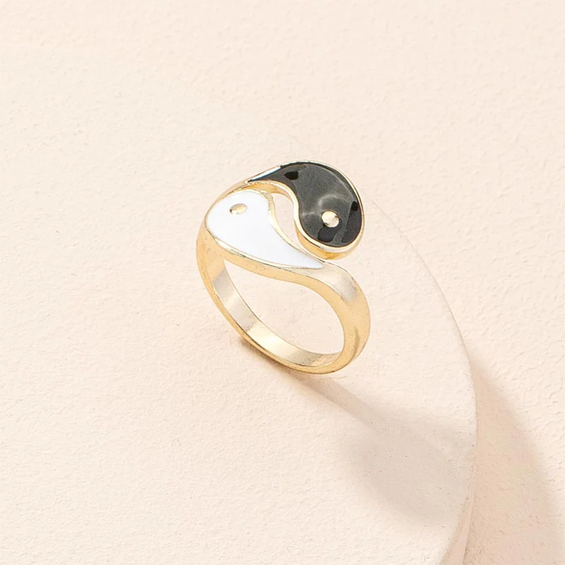 Unisex Adjustable Yin Yang Ring for Balance and Harmony